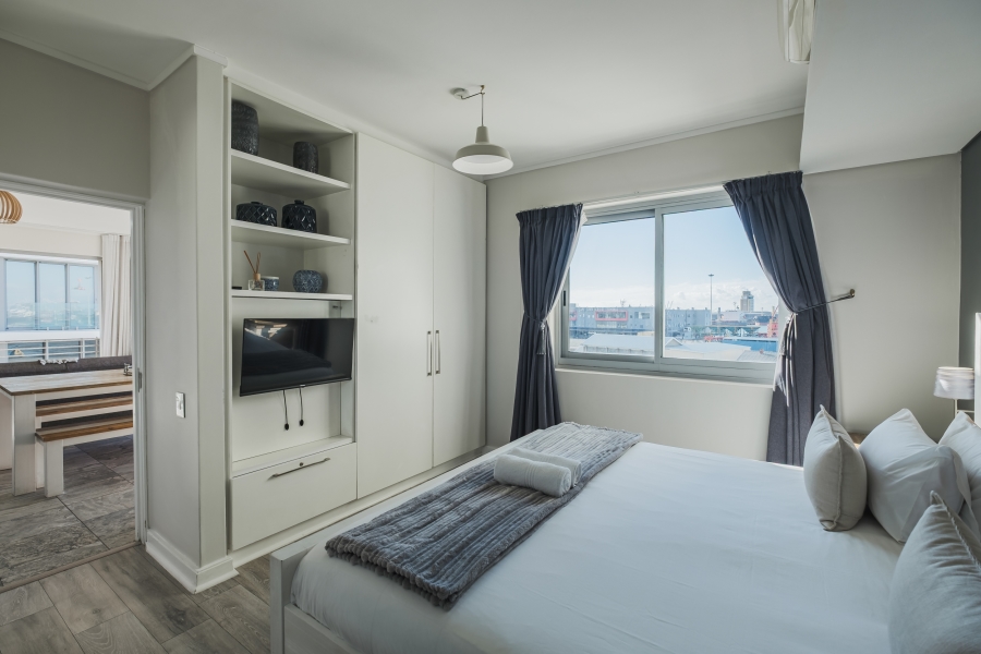 2 Bedroom Property for Sale in Foreshore Western Cape